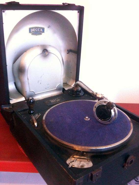 Rare Decca 66 Gramophone from the 30s